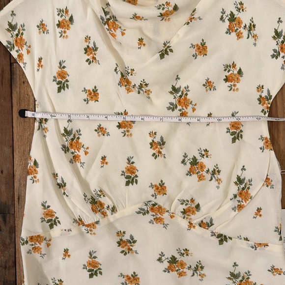 REFORMATION Bettie Top Sz 2 **NWT** - Picture 11 of 12